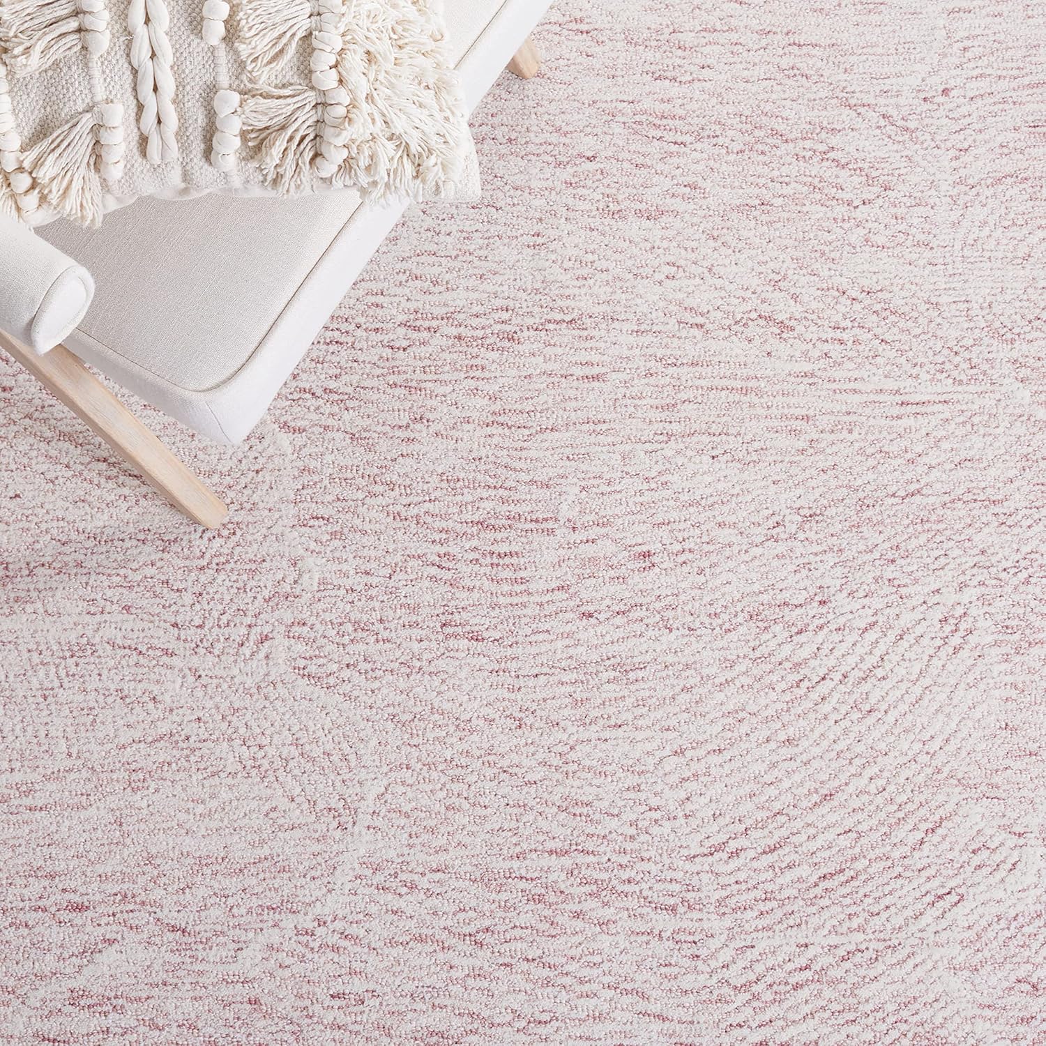 SAFAVIEH Metro Collection Area Rug - 10' x 14', Pink & Ivory, Handmade Wool, Ideal for High Traffic Areas in Living Room, Bedroom (MET999U)