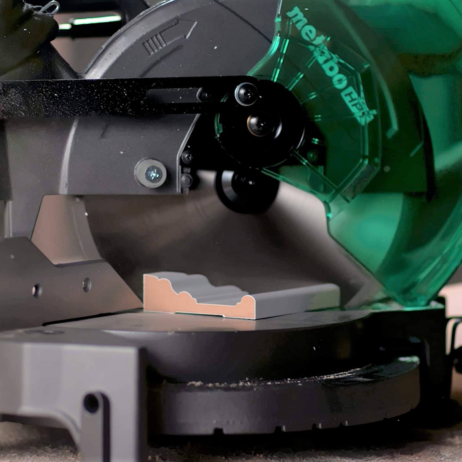 Metabo HPT C10FCGSM 15 Amp 10x22 Compound Miter Saw