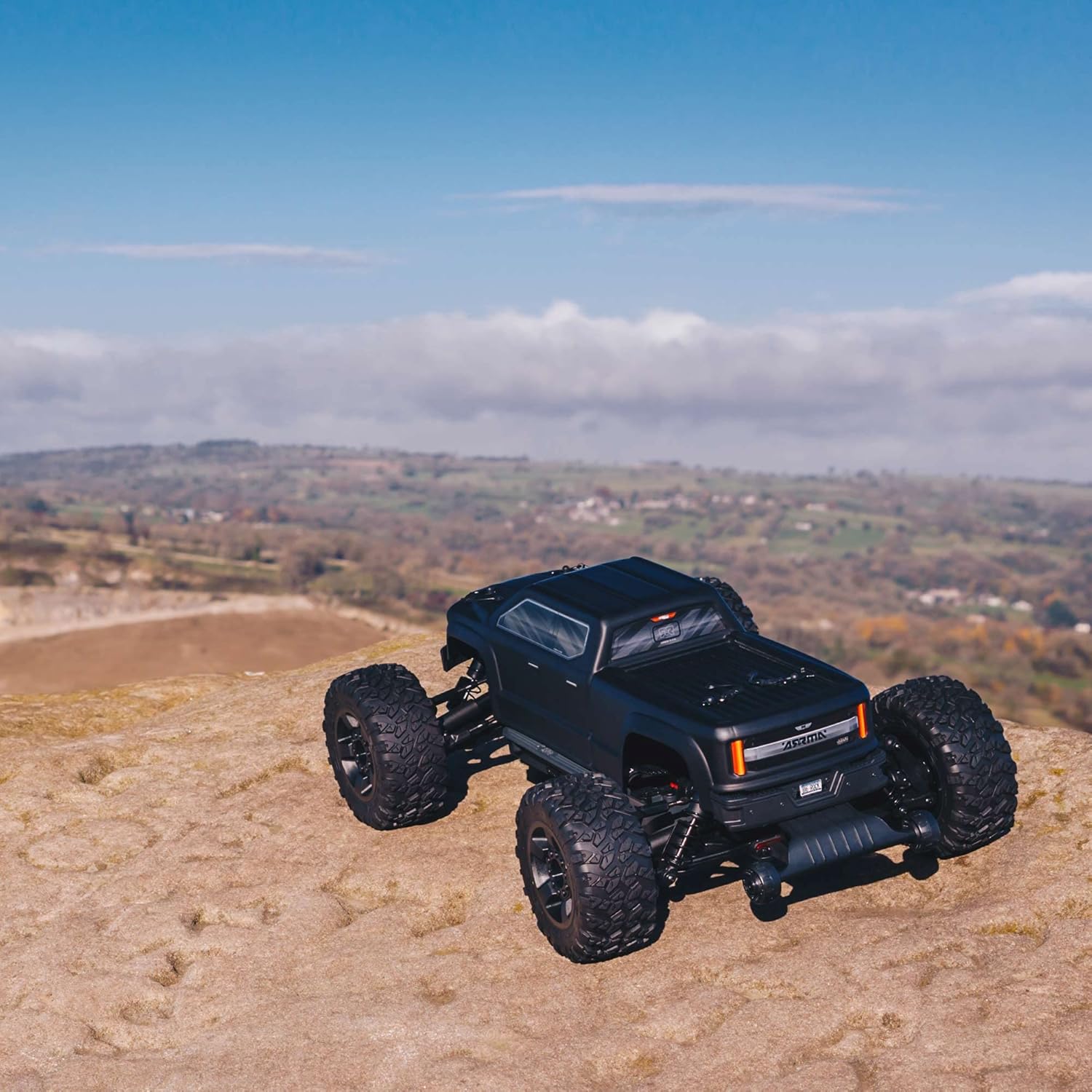 ARRMA 1/10 BIG ROCK 4X4 V3 3S BLX Brushless Monster RC Truck RTR (Transmitter and Receiver Included, Batteries and Charger Required), Black, ARA4312V3