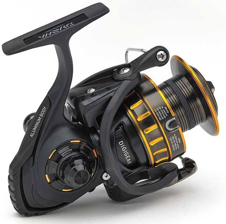 Daiwa - BG4500 BG Saltwater Spinning Reel