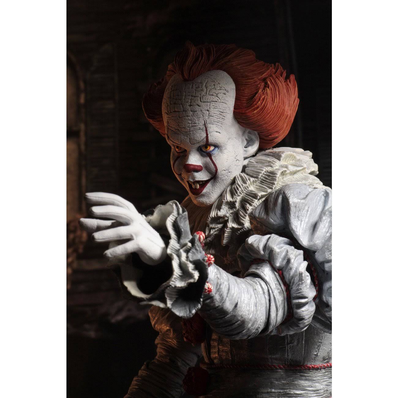 It Pennywise 1/4 Scale Action Figure