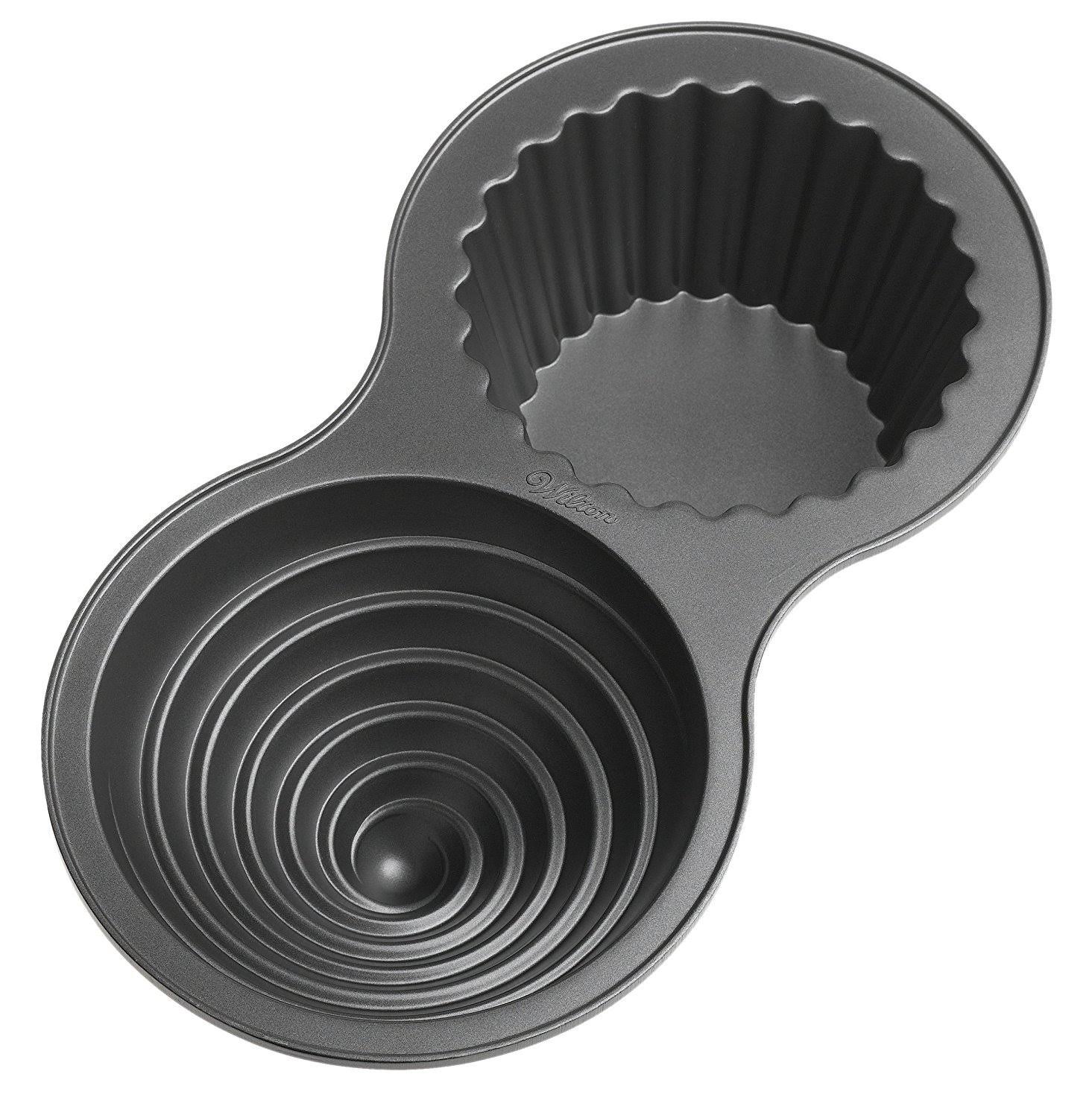 Wilton Giant Cupcake Tin, Jumbo Muffin and Cupcake Tin