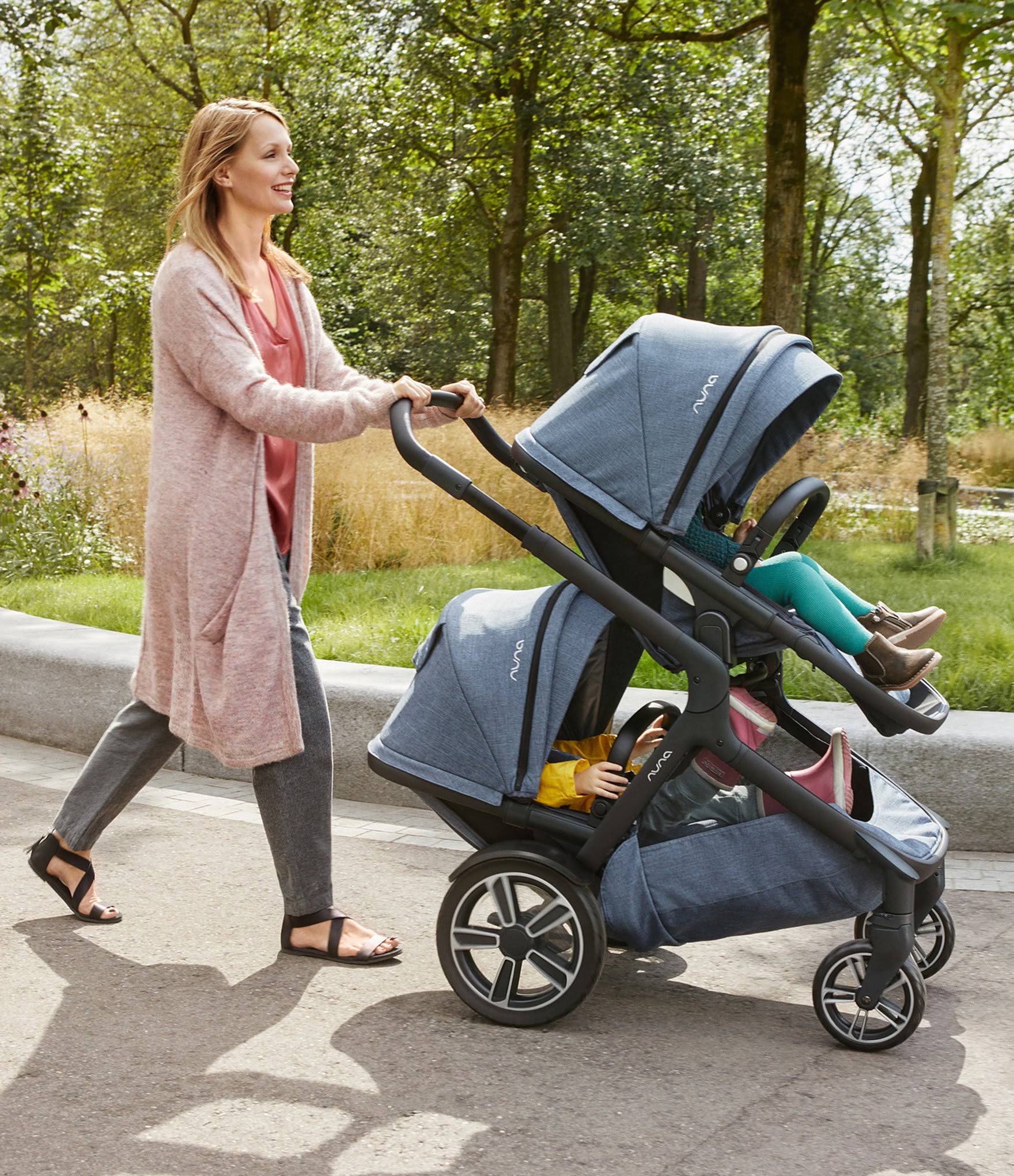Nuna - Demi Grow Sibling Seat - Frost