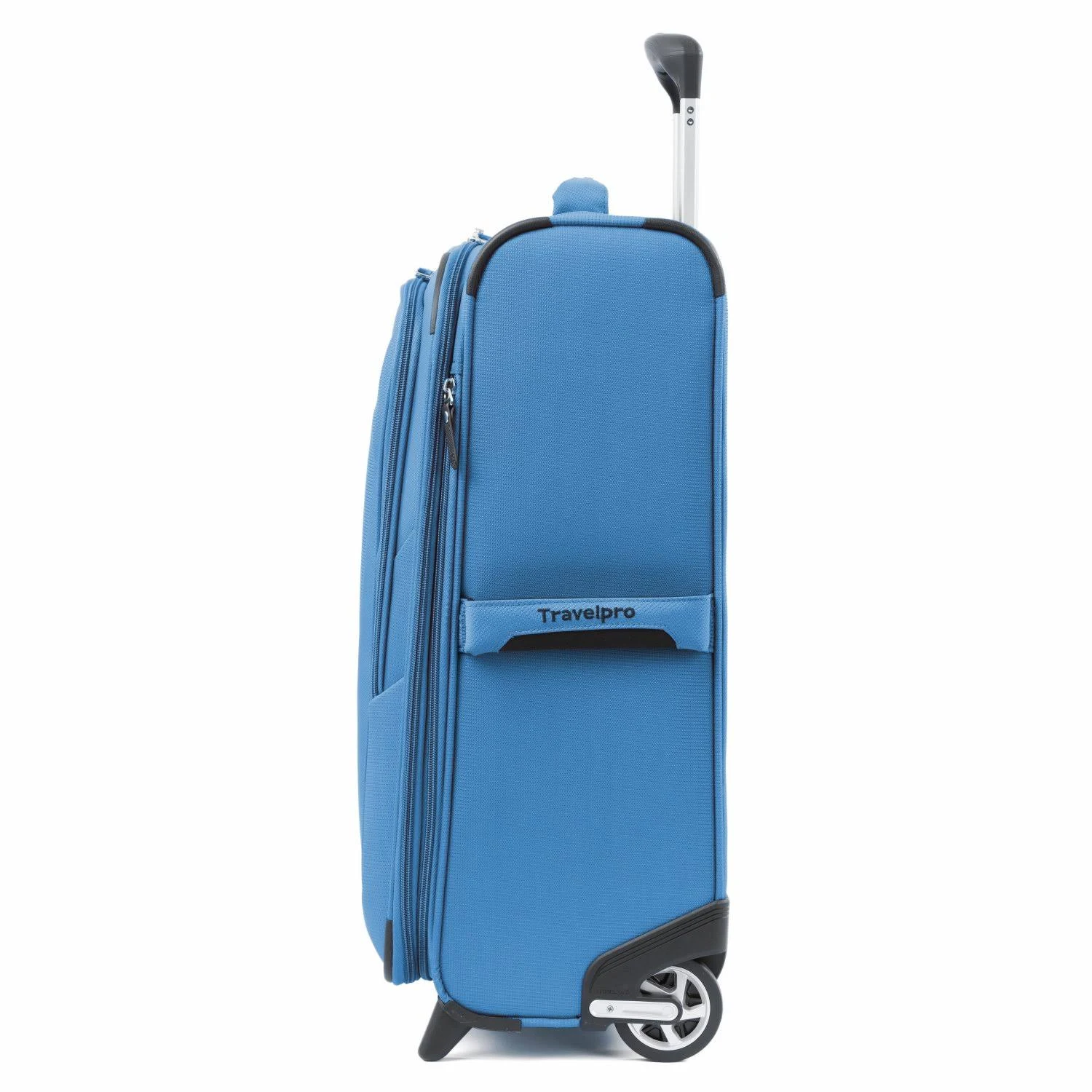 Travelpro Maxlite 5 22x22 Expandable Carry on Rollaboard - Azure Blue