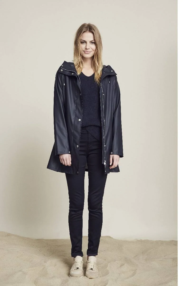Ilse Jacobsen Rain 87, Dark Indigo 34