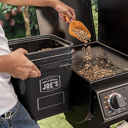 Oklahoma Joe's Rider 1200 DLX Pellet Grill & Smoker - 22202150