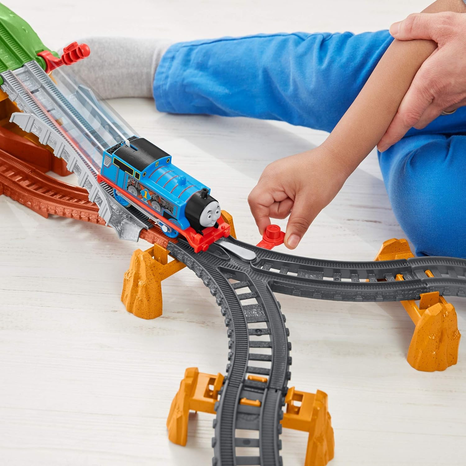 Thomas & Friends Walking Bridge train set, playset with motorized train for preschoolers ages 3 and older Pack of 2