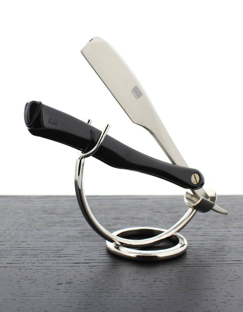 Kai Captain Standard Folding Razor