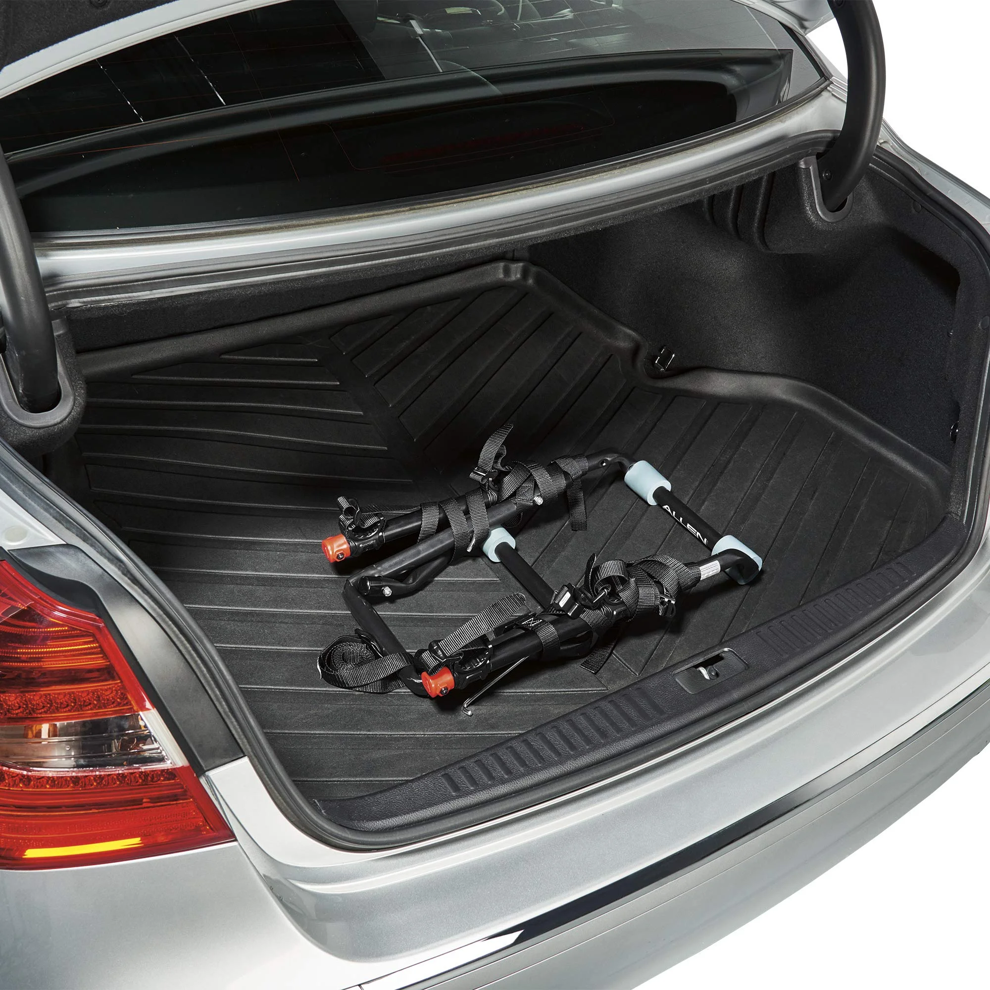 Allen Sports Deluxe 2-Bike Trunk Mount Rack, Model 102DN-R