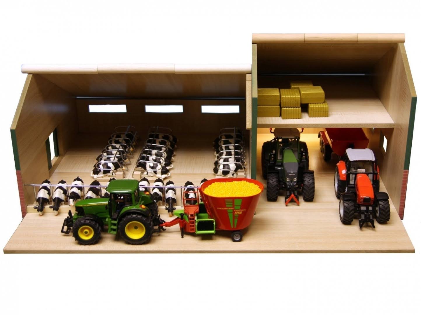 1:32 Cattle u0026 Machinery Shed