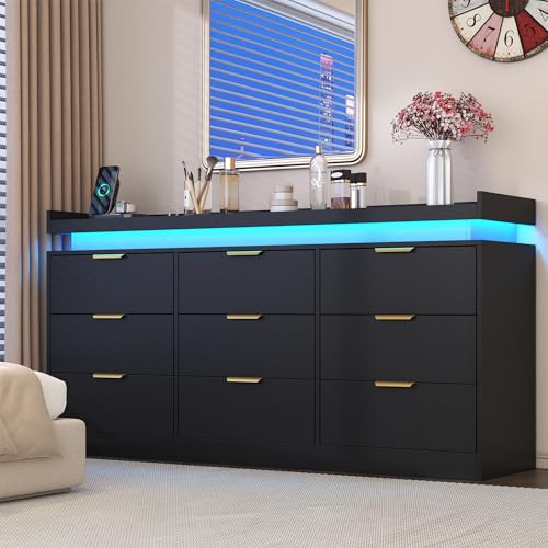 White Dresser with LED Lights, Wooden LED Dresser, 4 Drawer Chest with Charging Station, Tall Chest of Drawer Closet Organizer for Bedroom, Living Room, Entryway, Hallway