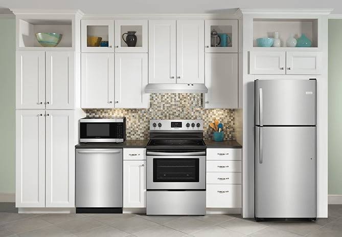 Frigidaire 1.6 Cu. ft. Stainless Steel Countertop Microwave Oven