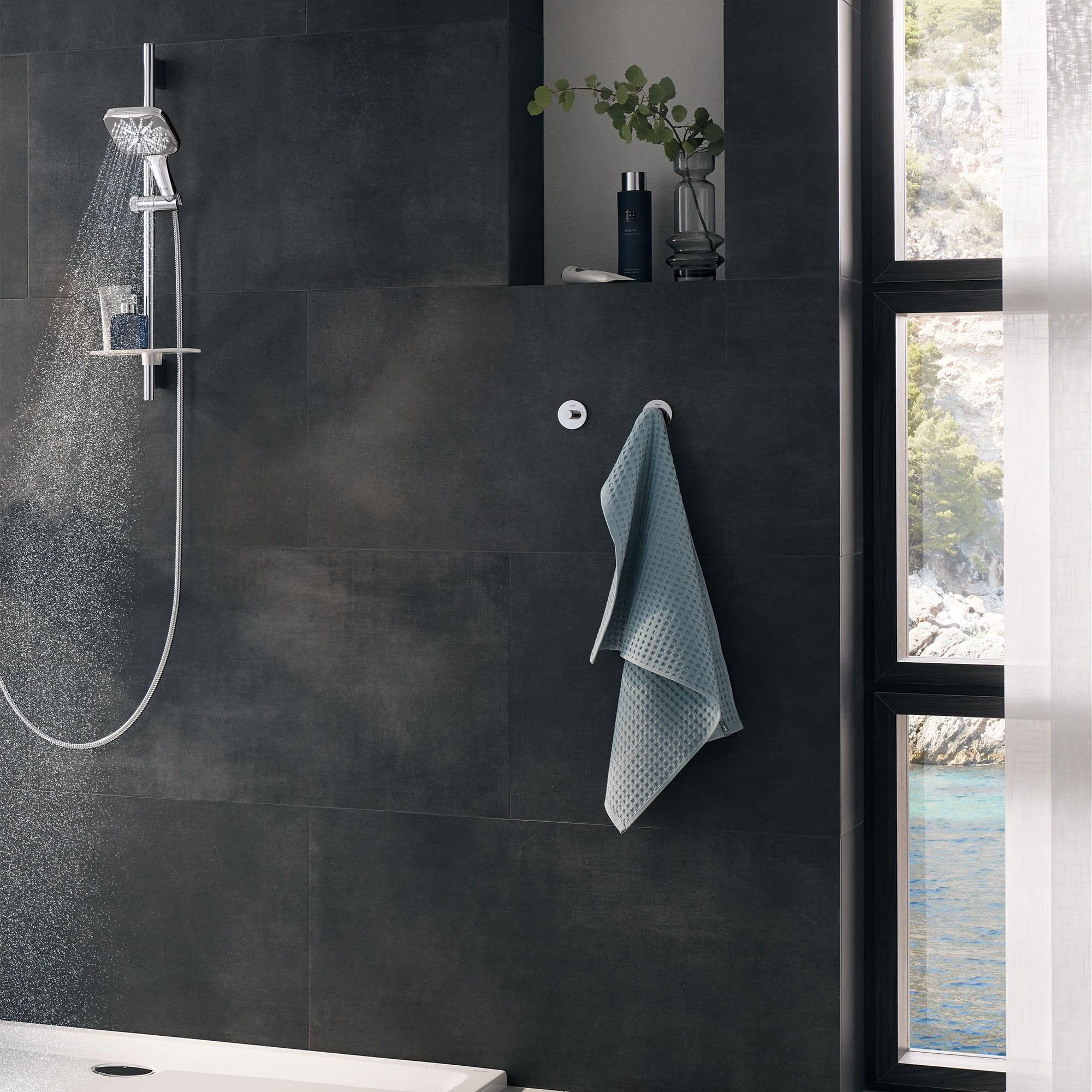 Grohe 26603000 Rainshower Smartactive 36x22 Shower Slide Bar, Starlight Chrome