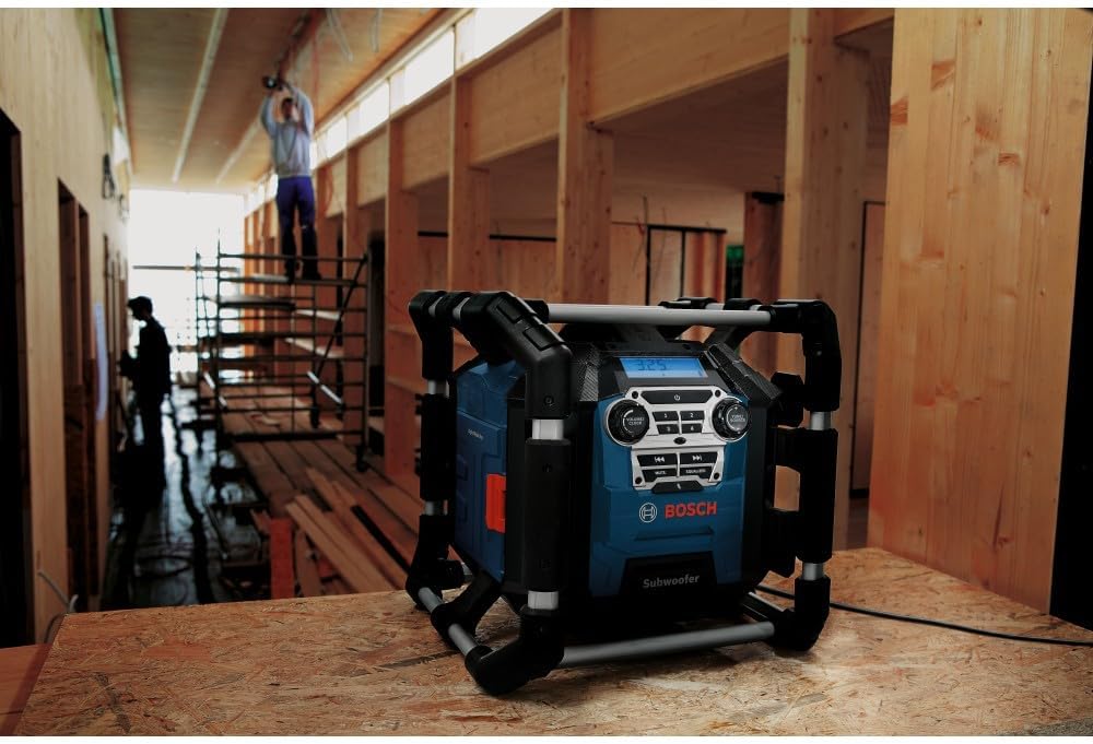BOSCH GPB18V-5CN 18V Jobsite Radio with Bluetooth® 5.0 and Power Station , Black
