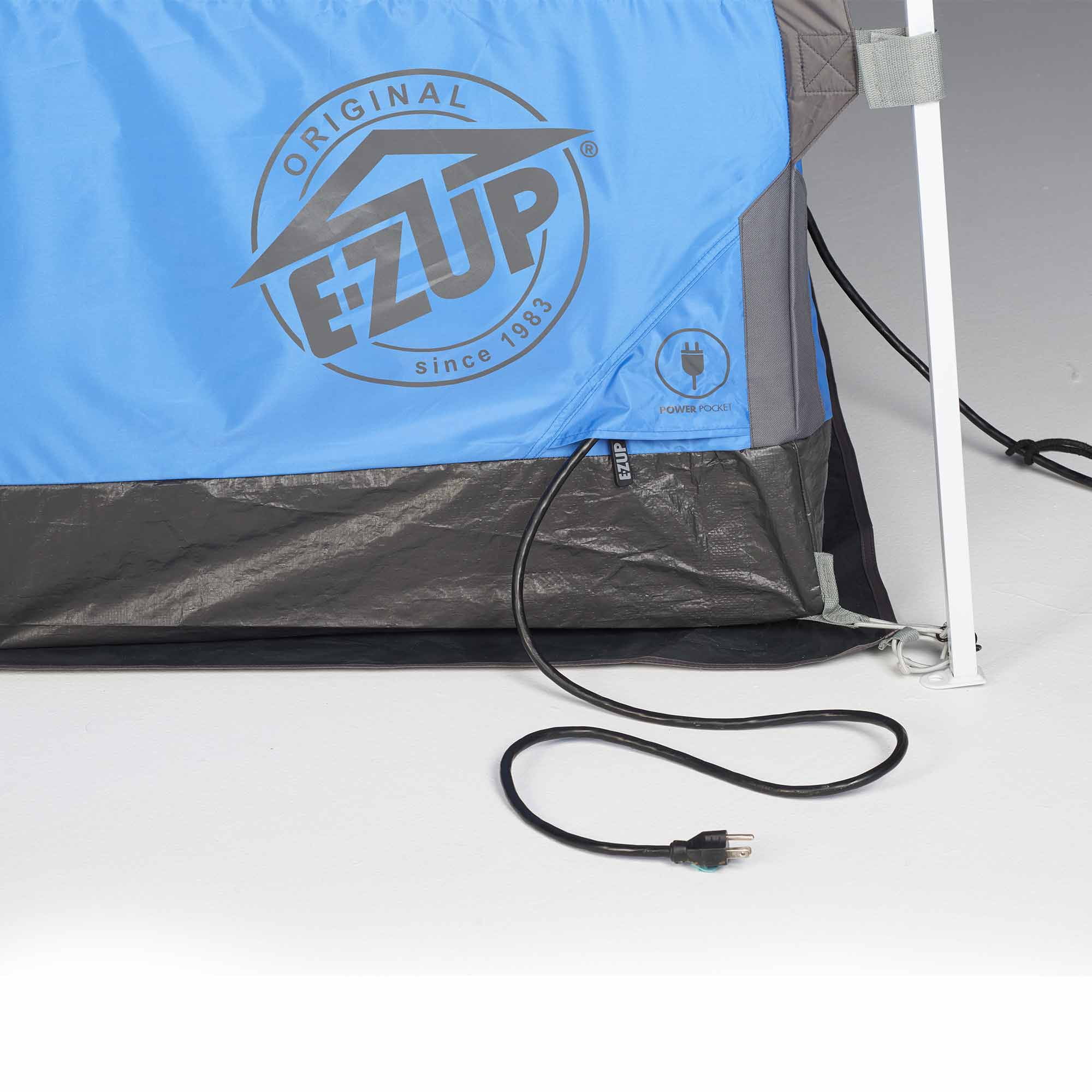 E-Z UP® Camping Cube™ 5.4, Angle