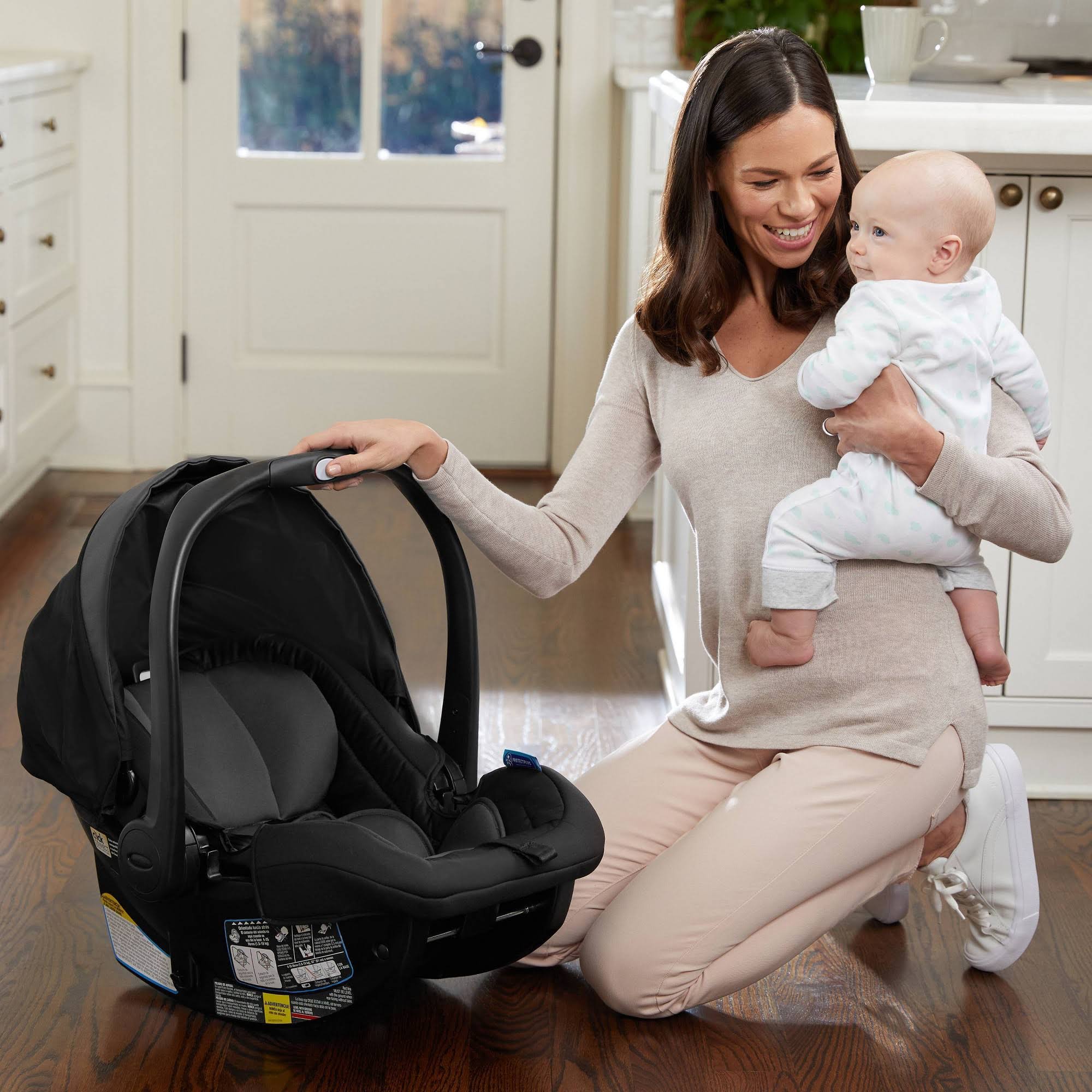 Graco - SnugRide Snugfit 35 LX Infant Car SEAT, Perkins