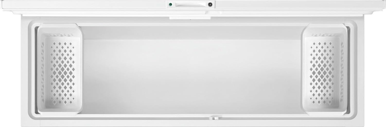 Frigidaire FFCL2542AW 24.8 Cu. Ft. White Chest Freezer