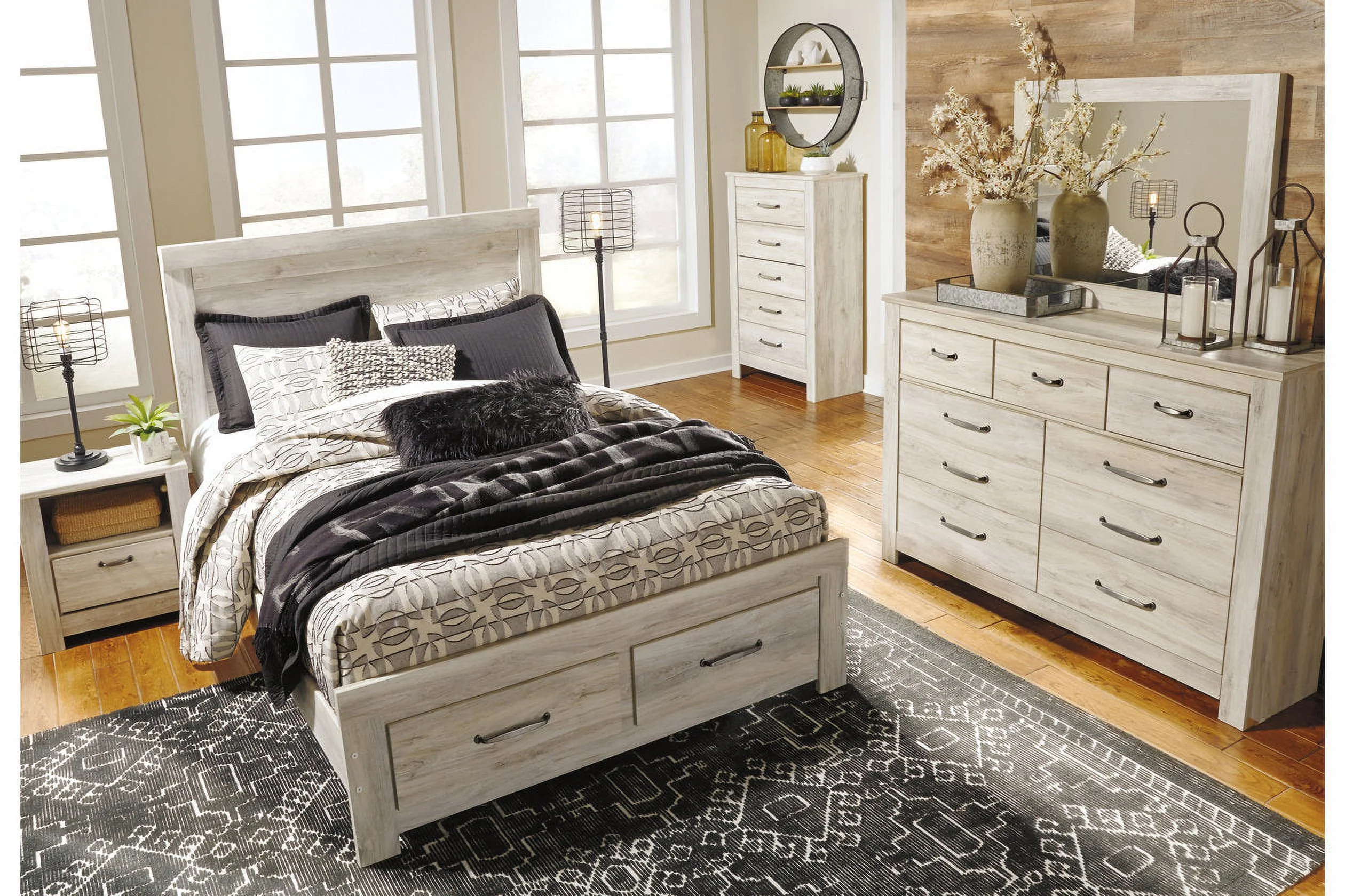 Ashley Furniture Bellaby 7 Drawer Dresser in Whitewash
