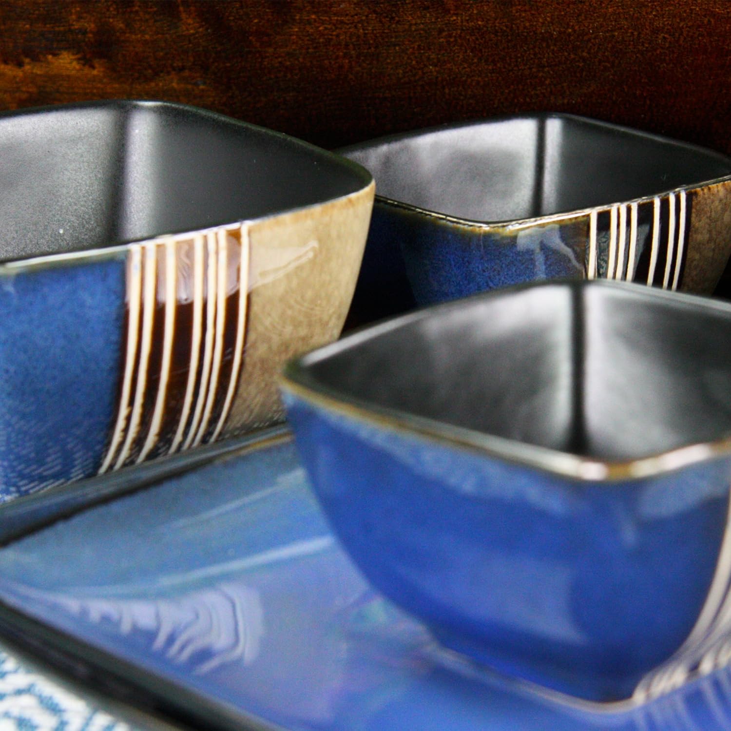 Square  Loft Collection Dinnerware Dish Set, 16 Piece, Blue And Tan With White Accents