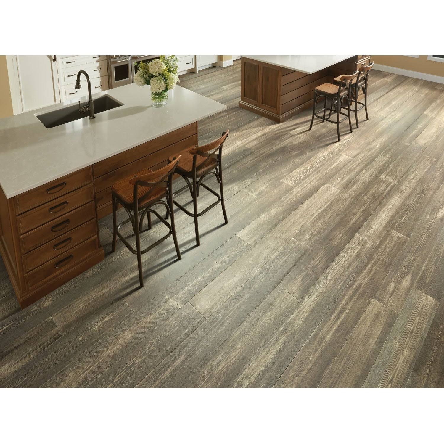 Shaw Exquisite Ashton Oak Hardwood