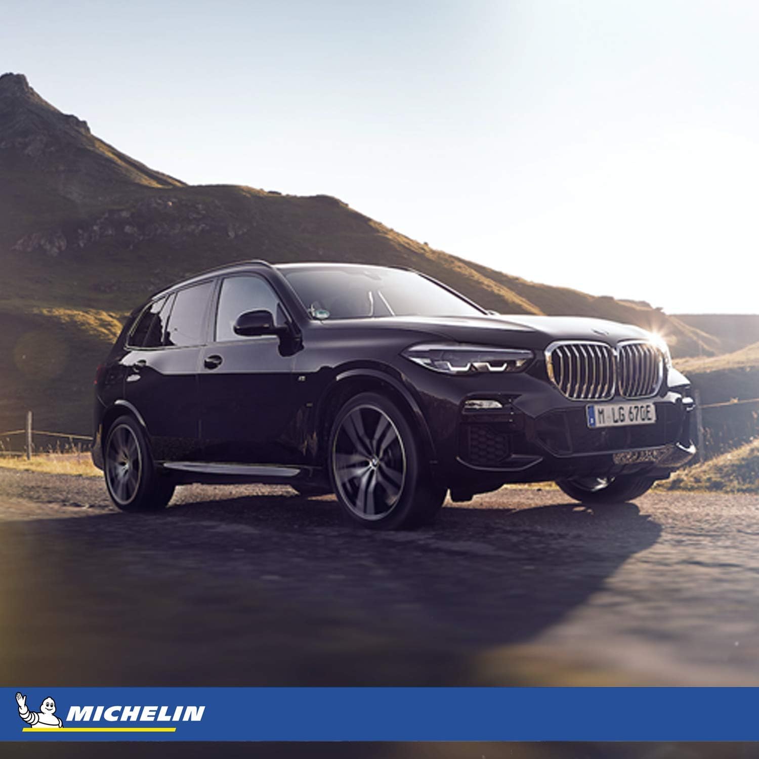 Michelin Pilot Sport All Season 4 Performance Tire 245/35ZR19/XL 93Y