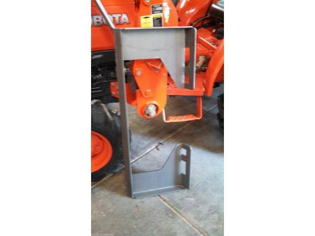 Titan Attachments 5/16x22 Quick Tach Loader Cut Out Universal Mount Plate Skid Steer Bobcat Kubota