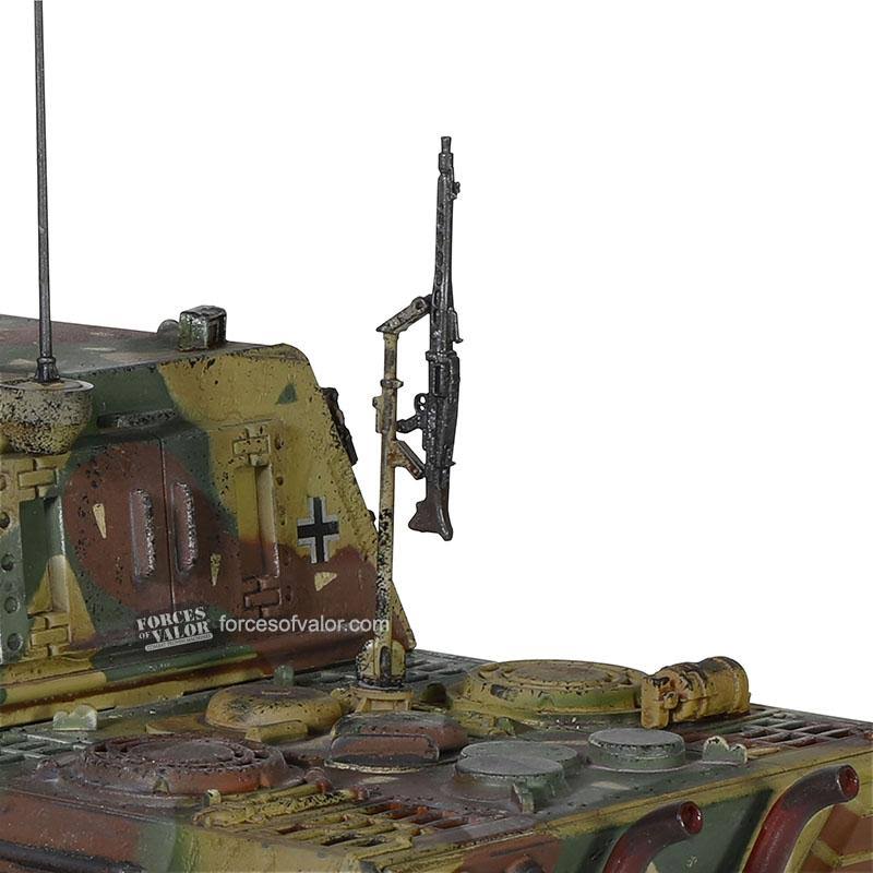 Forces of Valor | Sd.Kfz. 186 Jagdtiger Henschel Suspension 1945, 1/32 Scale Model | Bellford Toys and Hobbies