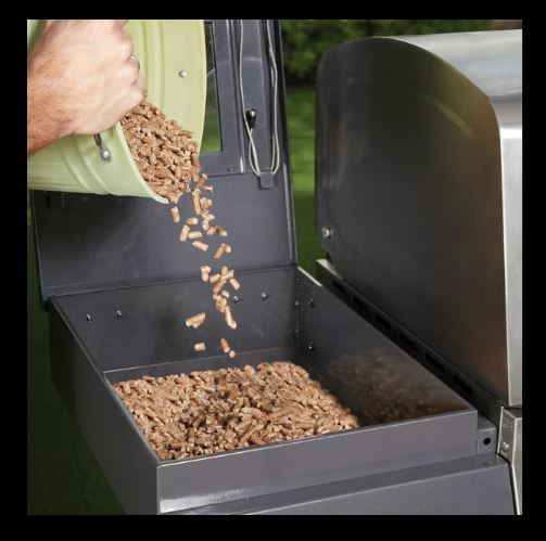 Cuisinart Twin Oaks Dual Function Pellet   Propane Gas Grill   Versatile Outdoor Cooking Station