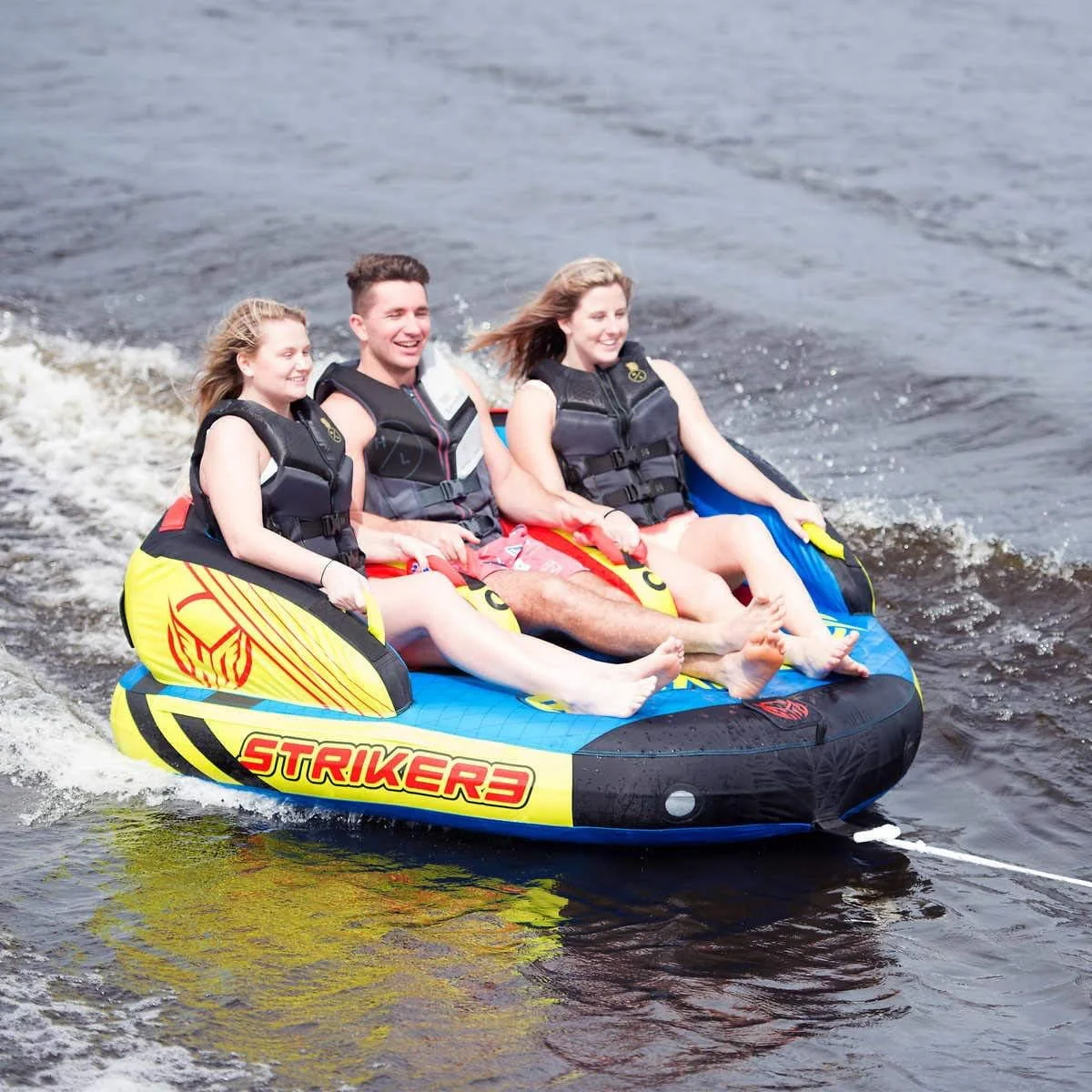 Sports Striker 3 Towable With Rope And 12V Pump