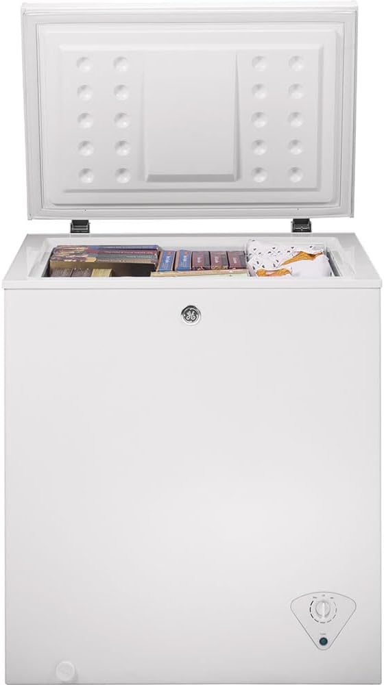 GE® 5.1 Cu. Ft. Manual Defrost Chest Freezer
