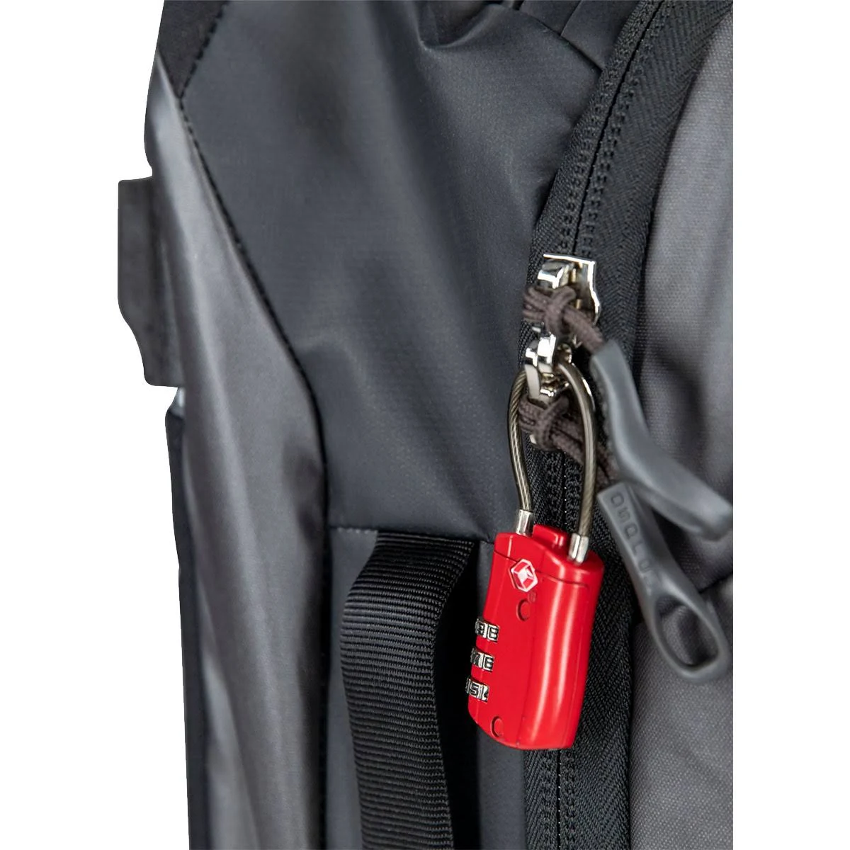 Osprey Transporter Wheeled Global Carry on Black