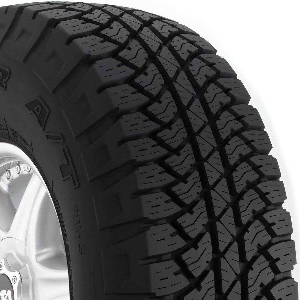 Bridgestone Dueler A/T RH-S Lt255/70r18 All-Season Tire