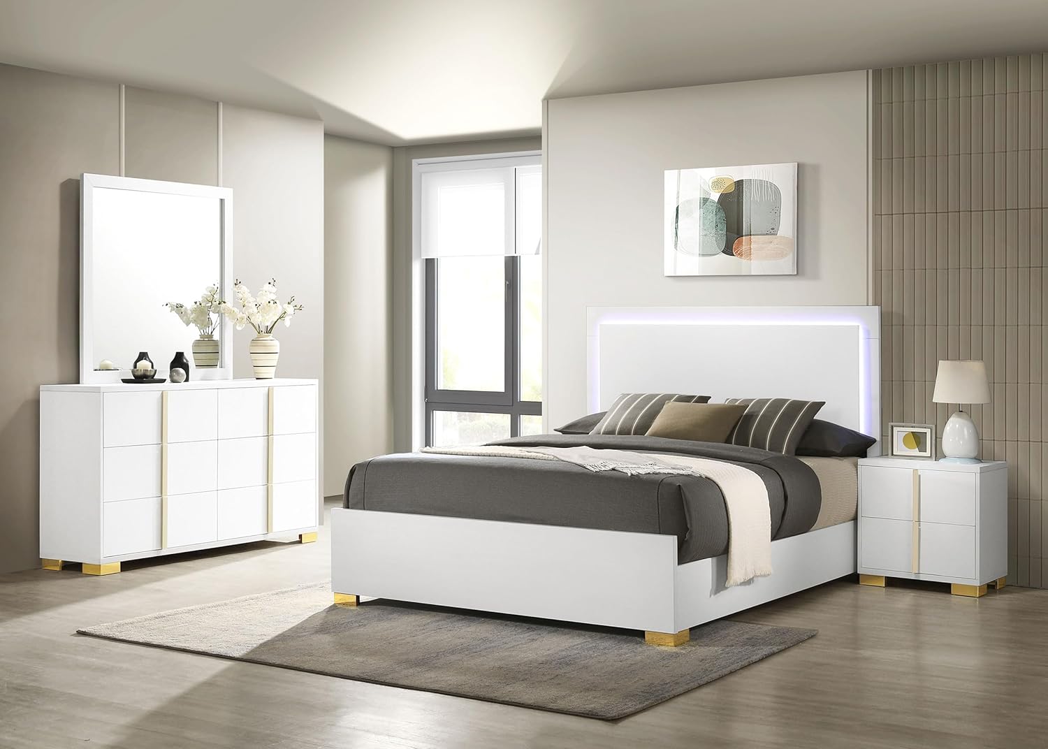 Coaster Home Furnishings Marceline 4-Piece Queen Bedroom Set with LED Headboard White