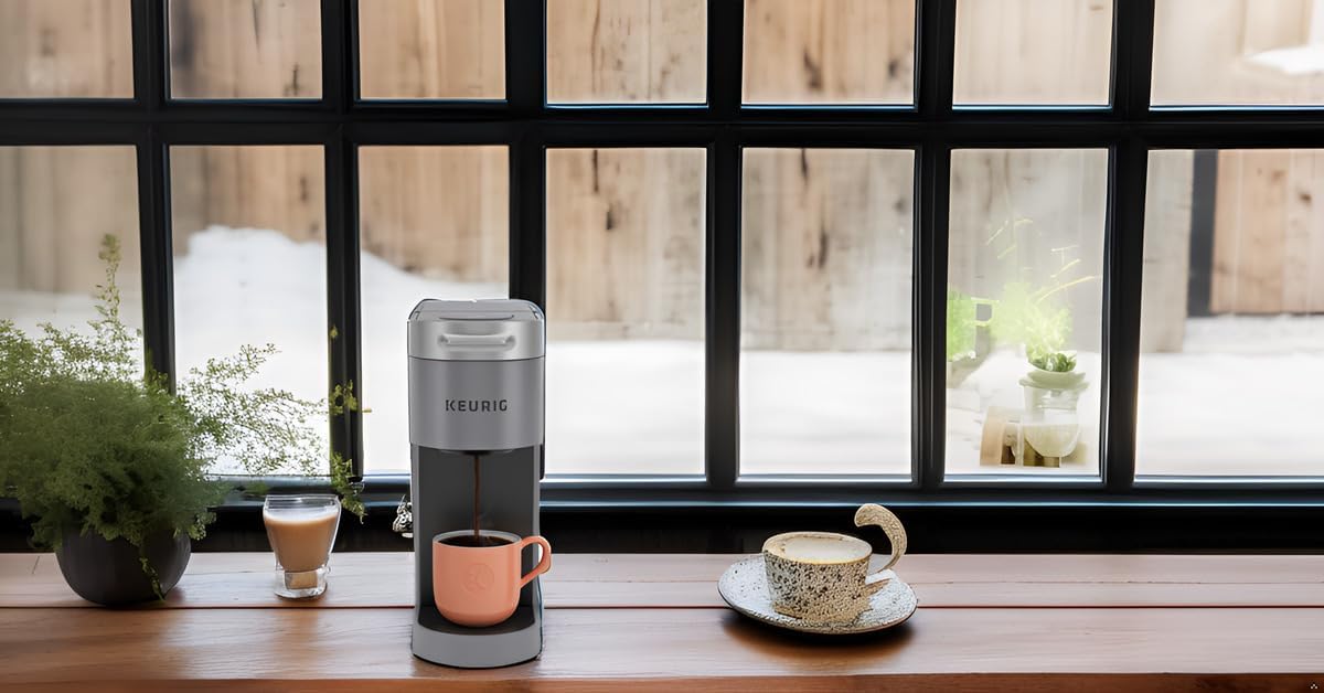 Keurig K-Slim Plus ICED Single Serve Brew Over Ice Multiple-Cup Water Reservoir Coffee Maker (Gray) Bundle with 12-Count Donut Shop Medium Roast Single Serve K-Cup and Cleaning Cups (3 Items)