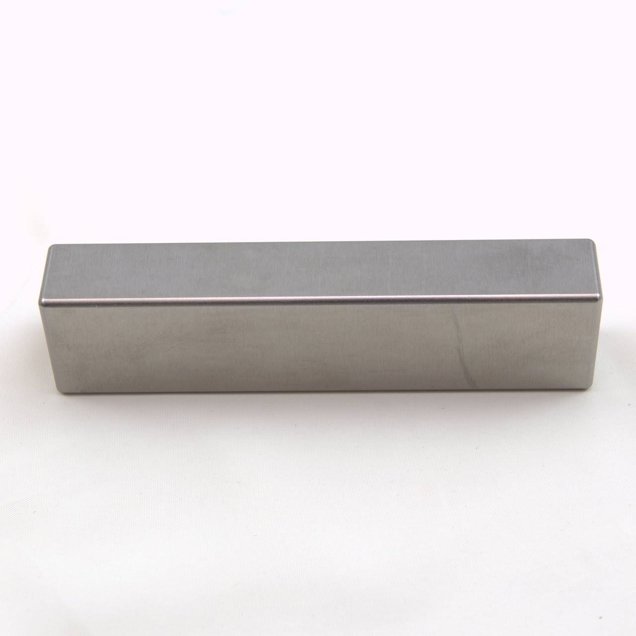 Tungsten Ergonomic Bucking Bar BB-1: 1.64 lbs, 5/8x22 x 1x22 x 4x22