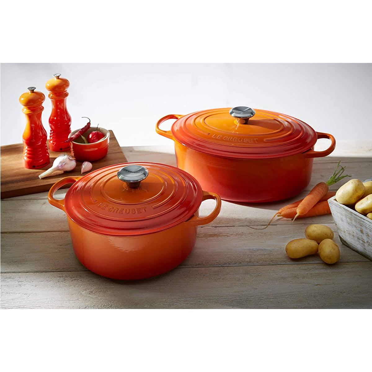 Le Creuset 6.75-Quart Signature Cast Iron Oval Dutch Oven - Flame