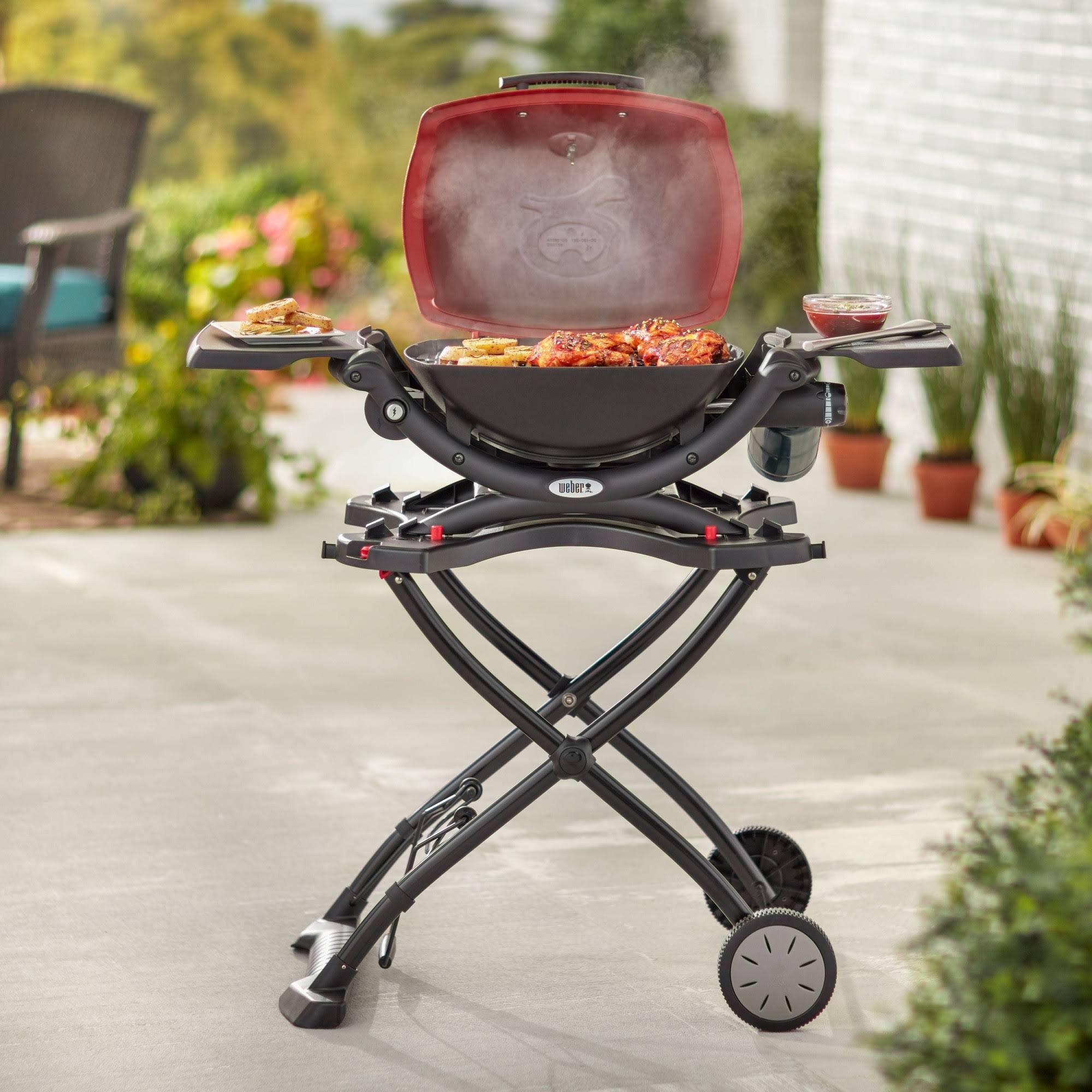 Weber Q 1200 GAS Grill - Red