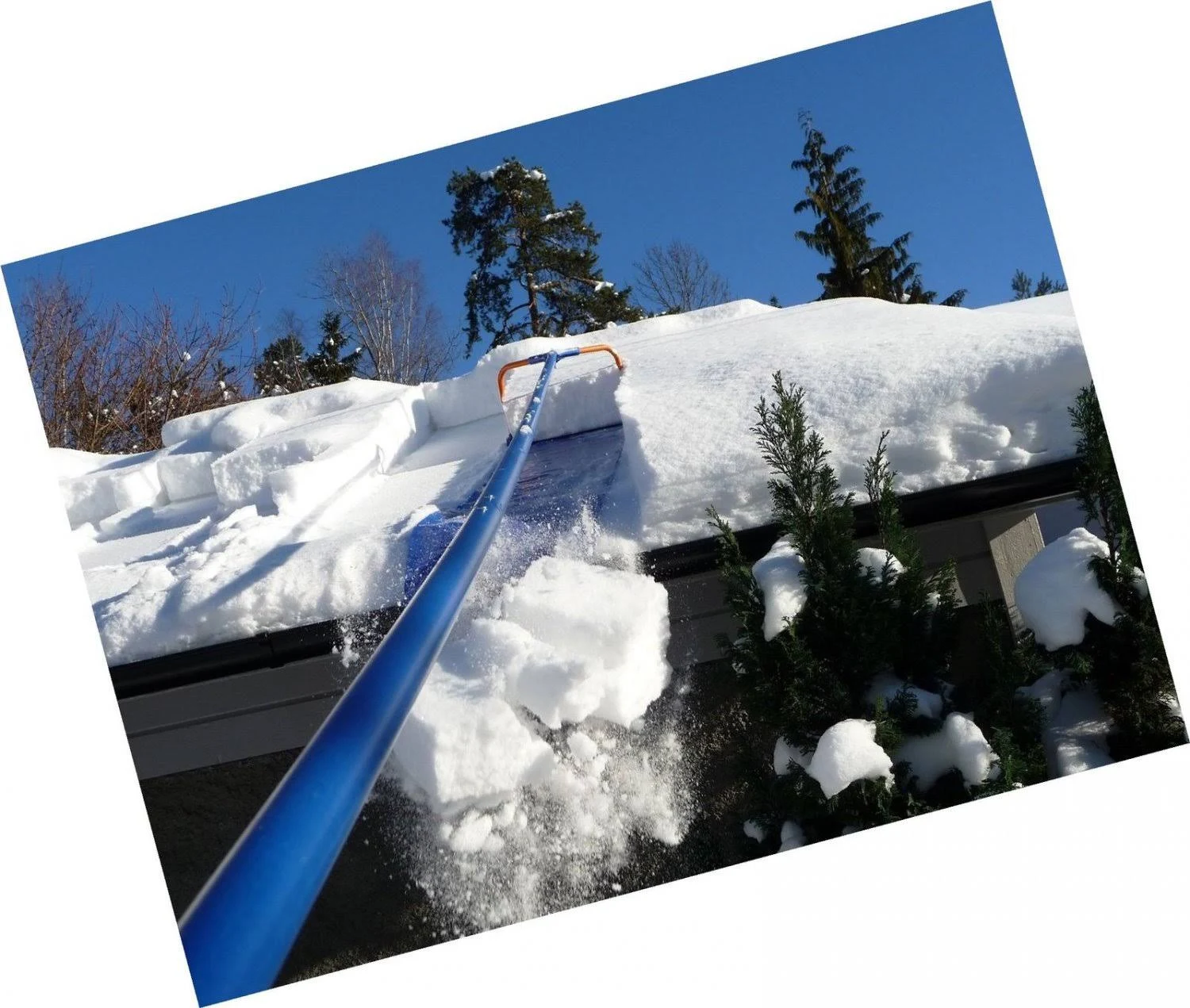 Avalanche 17 in. W Roof Rake
