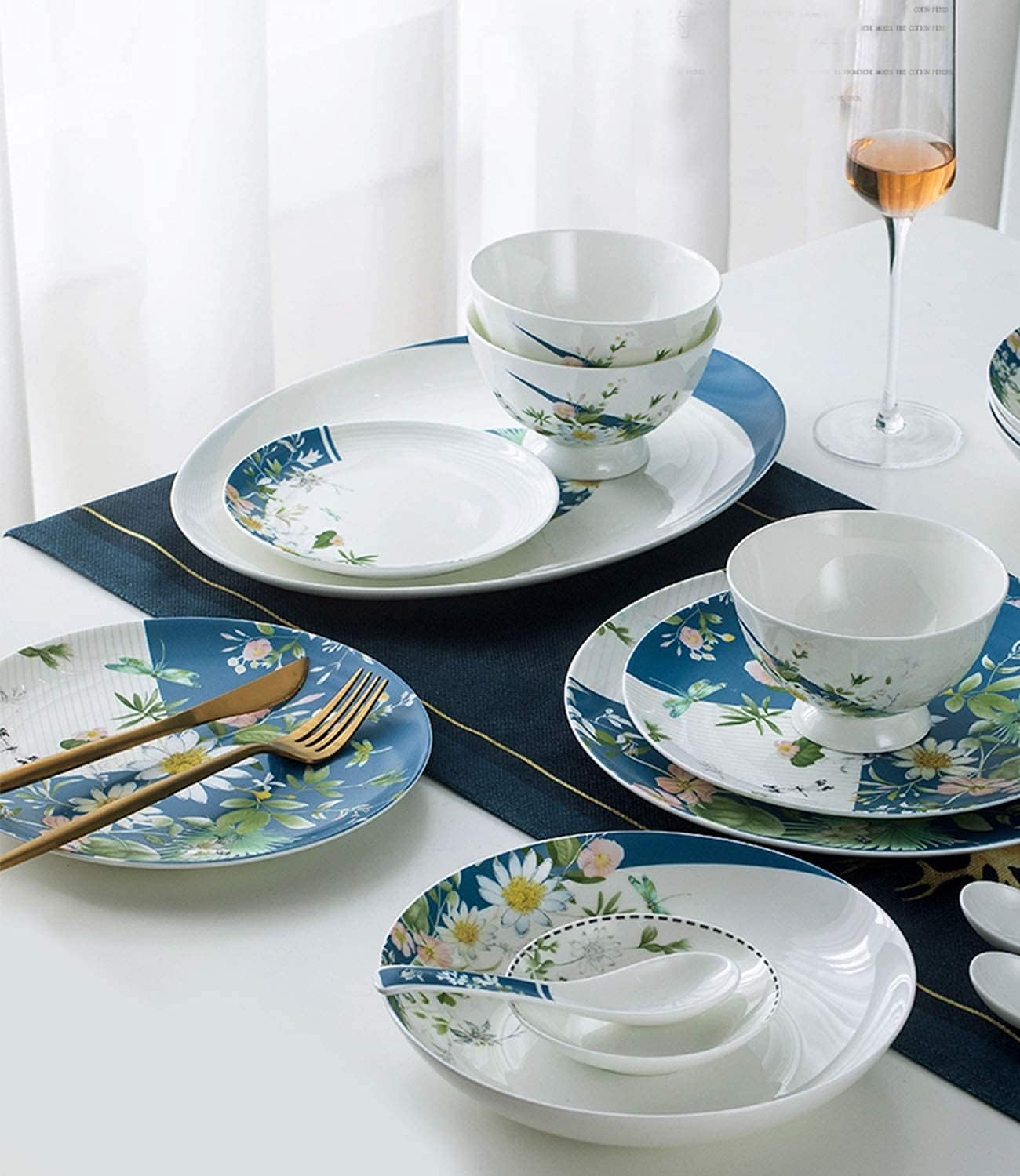 Dinnerware Sets - Luxury Gift Dishes Service Set, 56-Piece Luxury Dinnerware Service for 10 Set Ceramic Bone China Tableware Set Bowl and Plate Mugs Spoon Household Gift