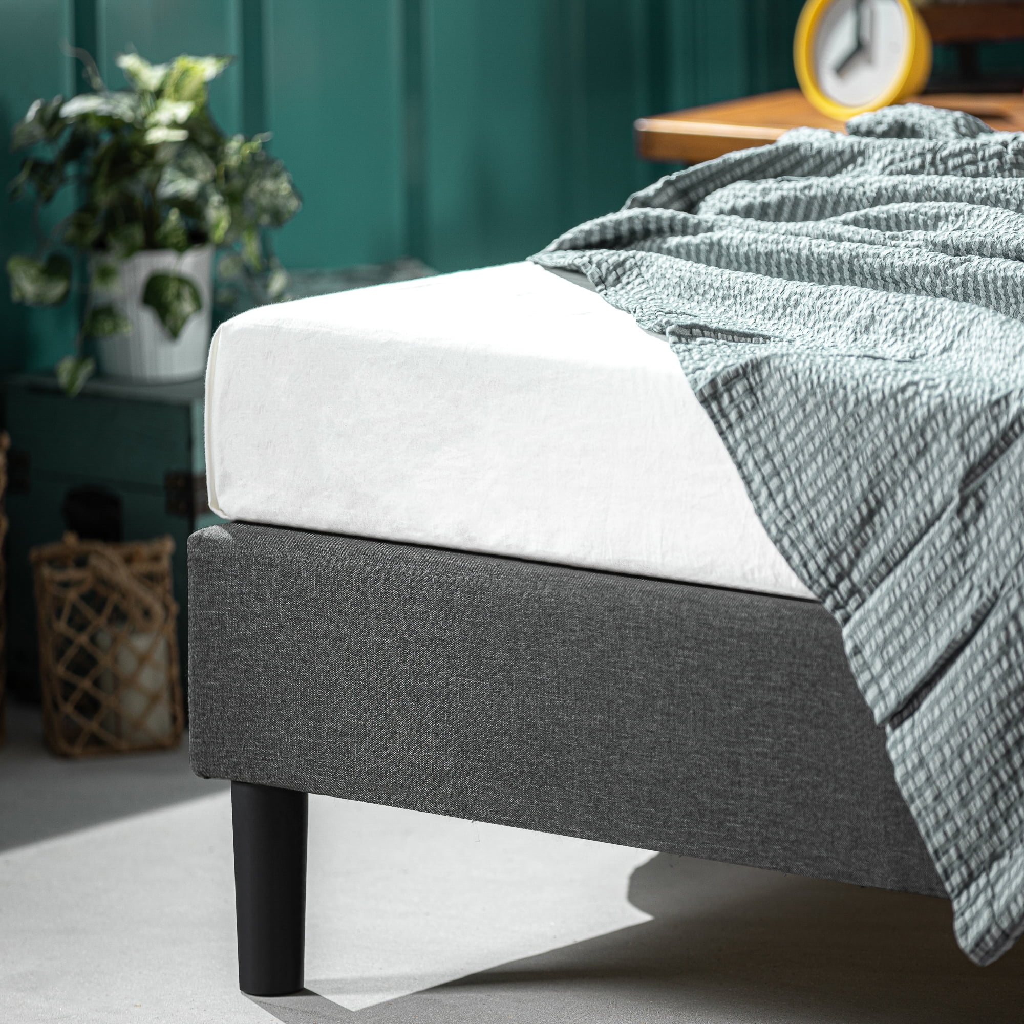 Zinus Curtis 13" Upholstered Platform Bed Frame, Grey, Full