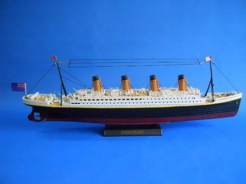Ready To Run Remote Control RMS Titanic 32" with Lights - White Star Lines - Remote Control Model Cruise Ship - RC Ocean Liner - Model Cruise Ship