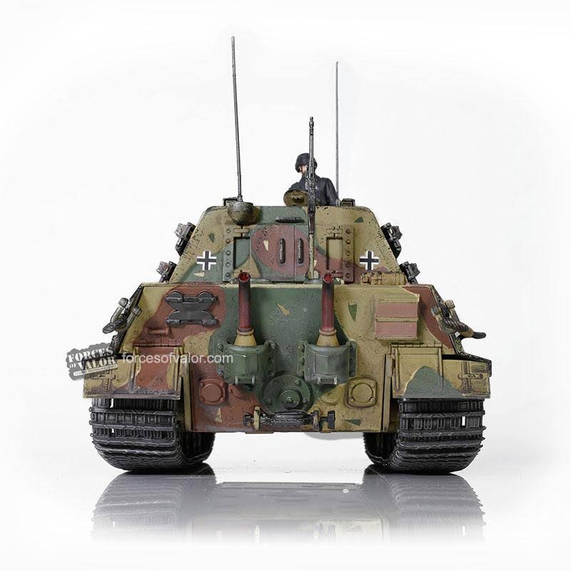 Forces of Valor | Sd.Kfz. 186 Jagdtiger Henschel Suspension 1945, 1/32 Scale Model | Bellford Toys and Hobbies