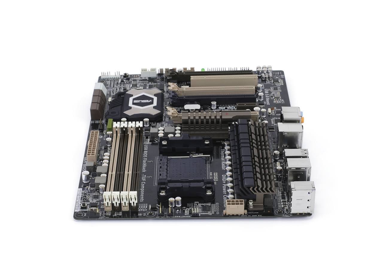 Asus Sabertooth 990FX R2.0 AMD AM3+ Motherboard