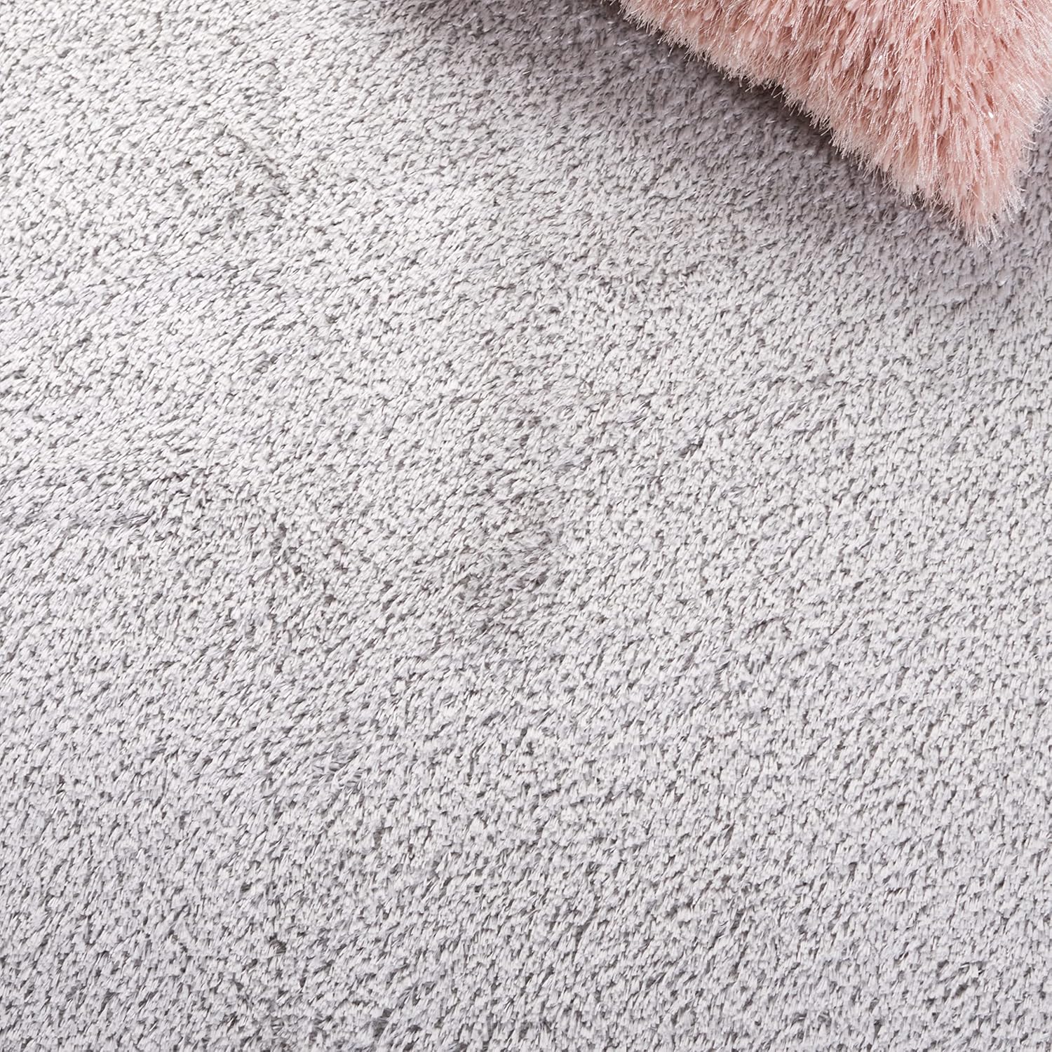 SAFAVIEH Tahoe Shag Collection Area Rug - 8' x 10', Light Grey, Solid Design, Non-Shedding & Easy Care, 1.2-inch Thick Ideal for High Traffic Areas in Living Room, Bedroom (THO670F)