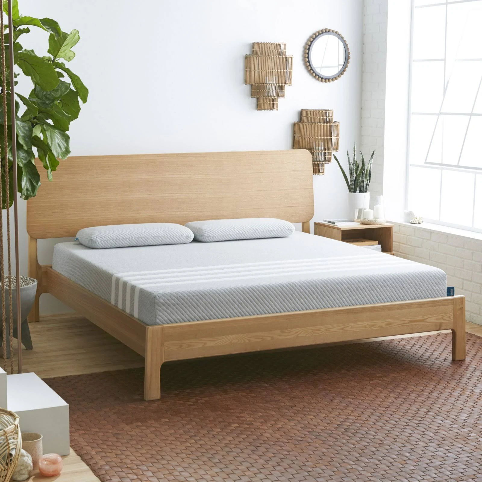 Leesa 10 in. Memory Foam Mattress