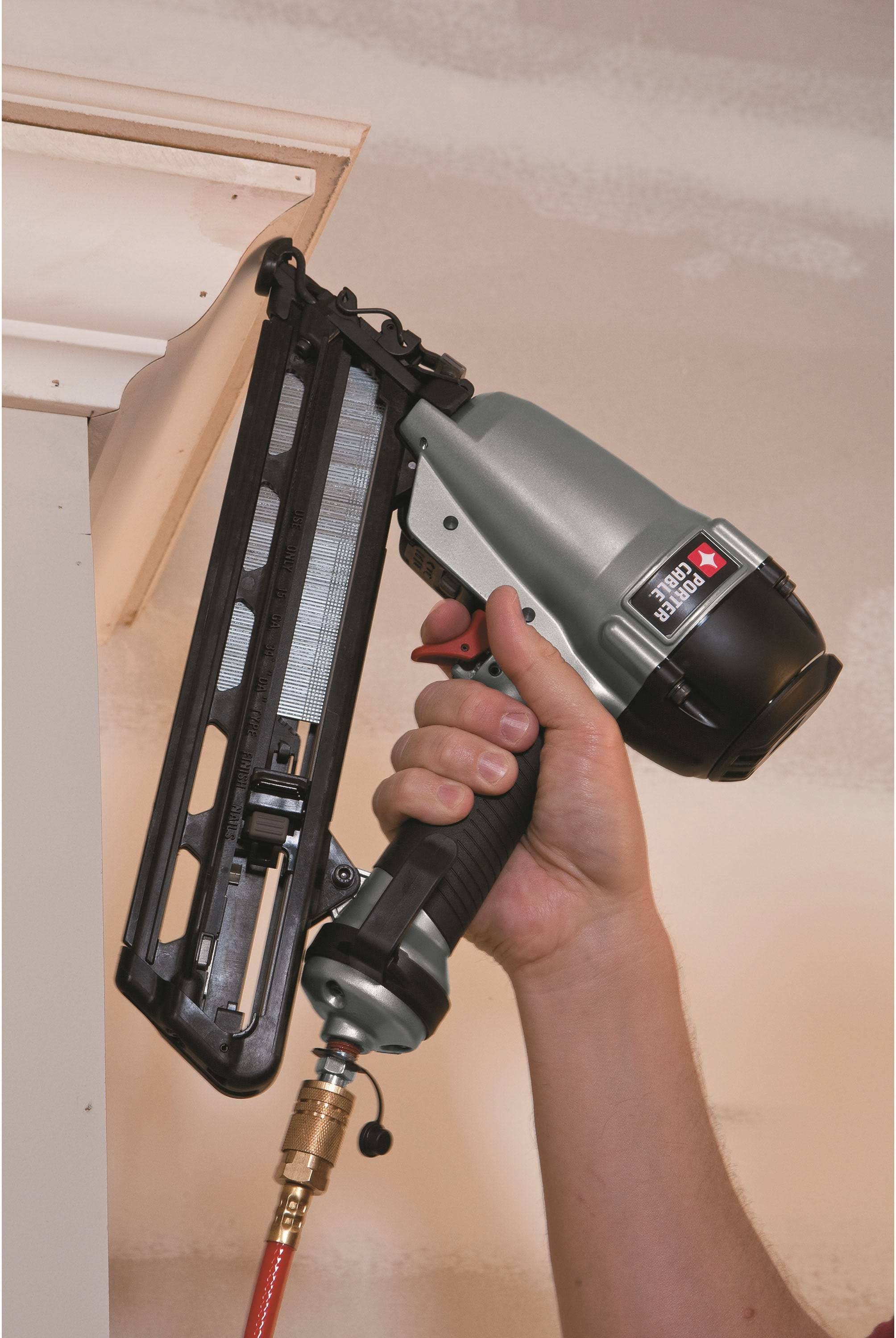 Porter Cable DA250C 15 Gauge 2-1/2x22 Angle Finish Nailer Kit