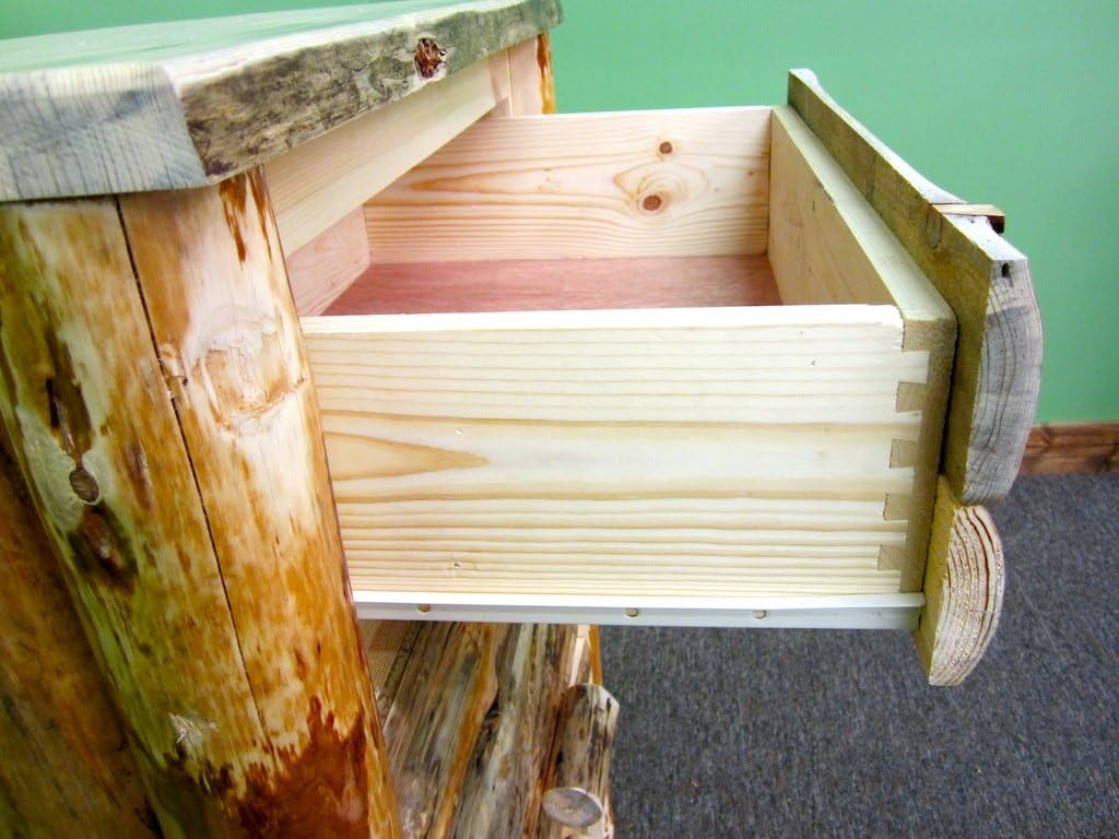 Northern Rustic Pine Dresser - Solid Wood 6 Drawers