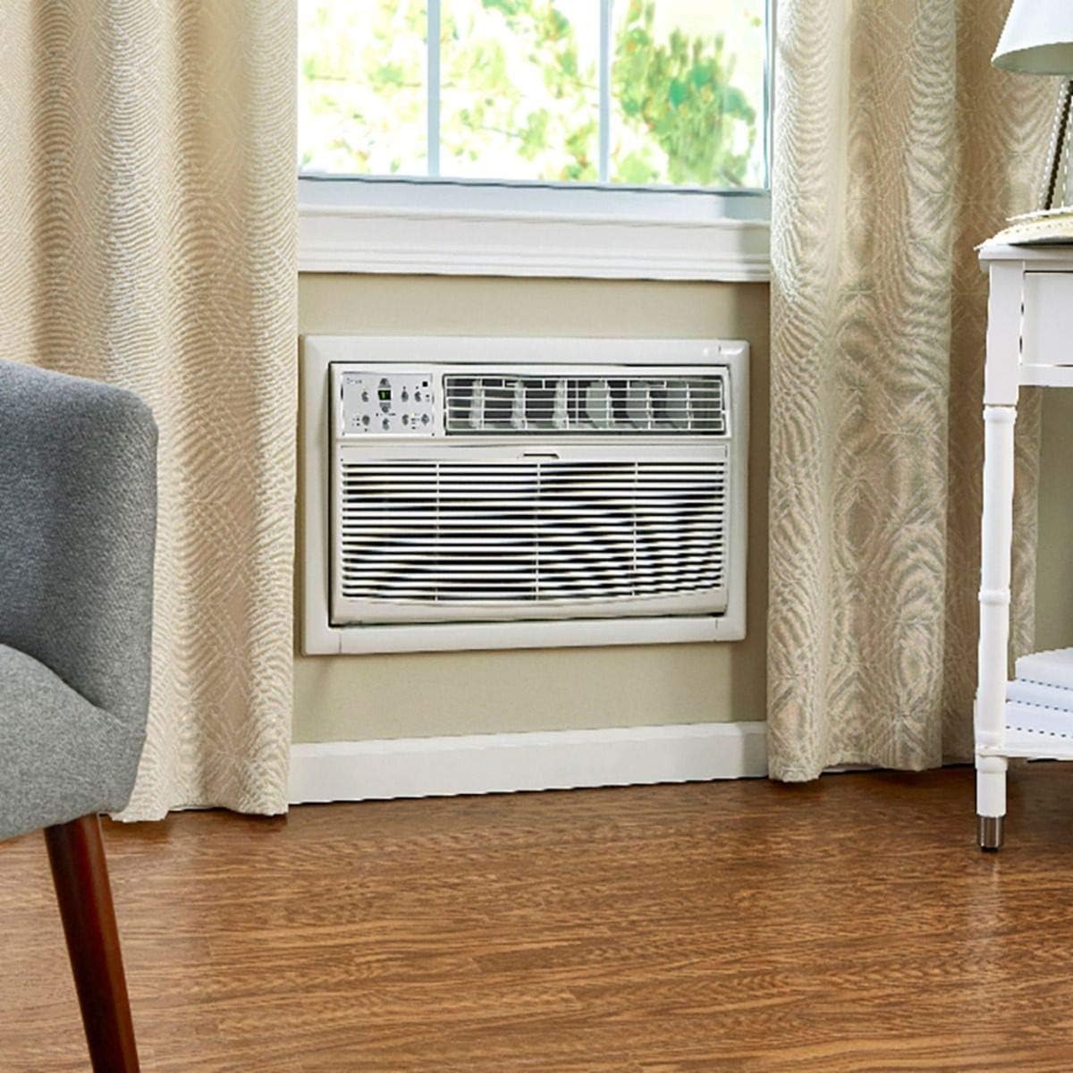 BEVTTW122H 12,000 BTU Through The Wall Heat and Cool Air Conditioner 220V