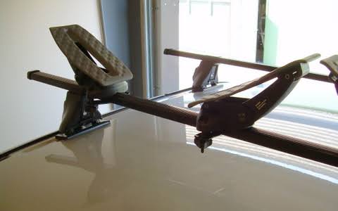 Thule 884 Roll Model Kayak Carrier