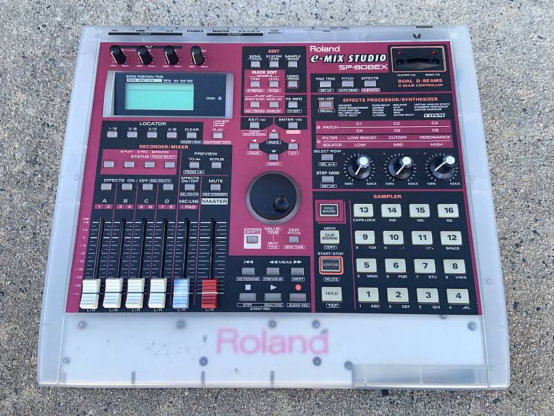 Roland SP-808EX E-Mix Studio Phrase Sampling Workstation